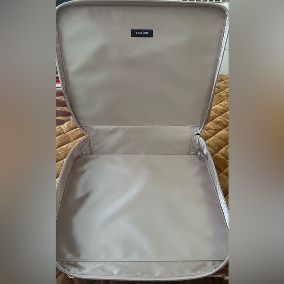 Lancome  Gold Rose Color Makeup Bag Case 2024 limited Edition with Handle - NWOT - Picture 6 of 8